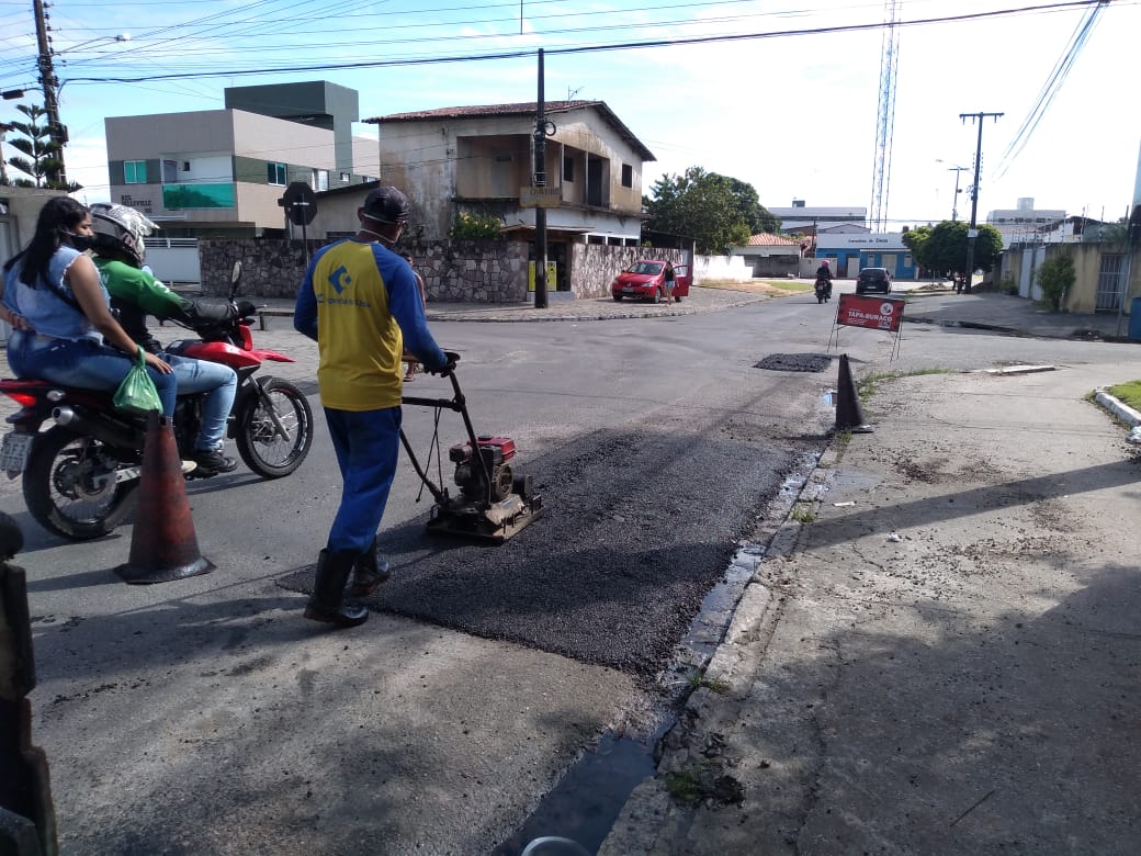 Seinfra prossegue com recuperação da pavimentação em seis bairros da  Capital nesta quarta