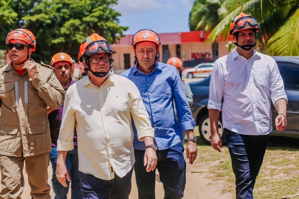 Prefeito Leo Bezerra destaca momento oportuno que João Pessoa vive com  novas empresas e empregos - AeC