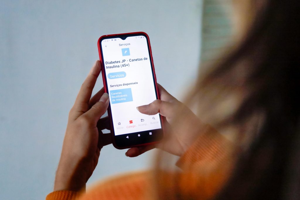 Canal de denúncias antirracista começa a ser procurado pela população e registra as primeiras reclamações Canal de denúncias antirracista começa a ser procurado pela população e registra as primeiras reclamações