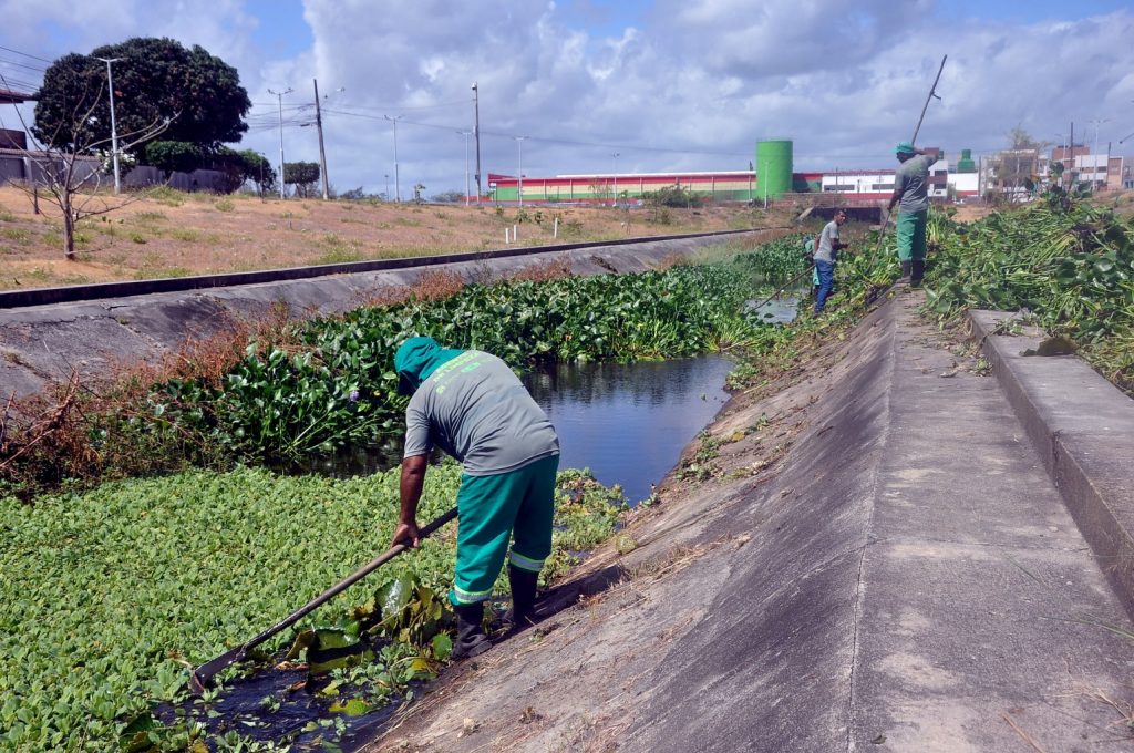 Emlur executa serviços de conservação em diversos bairros de João Pessoa