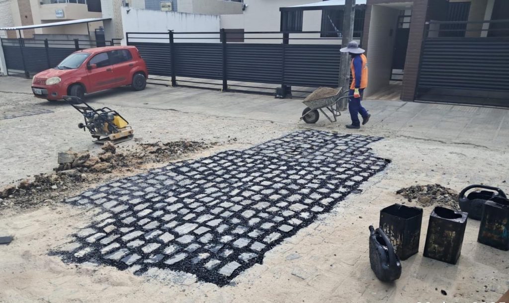 Prefeitura executa serviços de manutenção em mais de 20 bairros nesta terça-feira