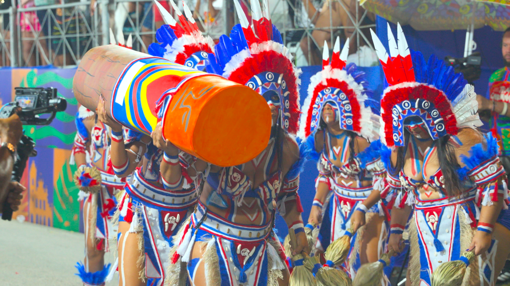 Abertura do Carnaval Tradição 2026 se renova com alegria e cores vibrantes na Avenida Duarte da Silveira 3 15022026 PMJP CARNAVAL TRADIC%CC%A7A%CC%83O Decupagem.00 03 28 25.Still002