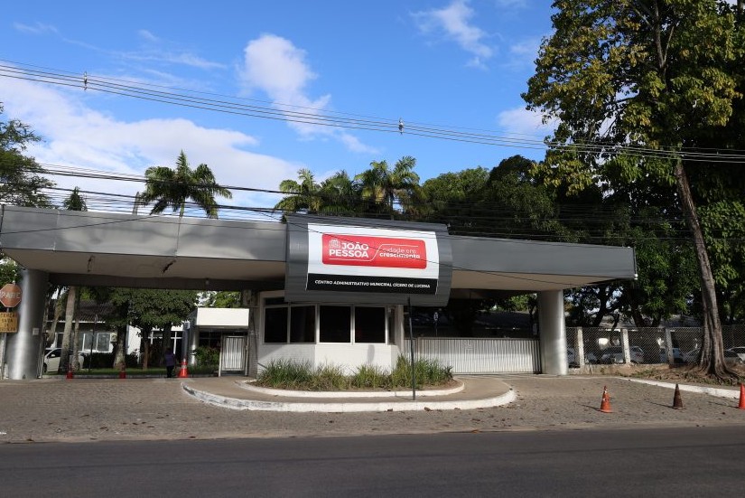 Cícero Lucena assina Medida Provisória e dá desconto de 30% no pagamento do ITBI