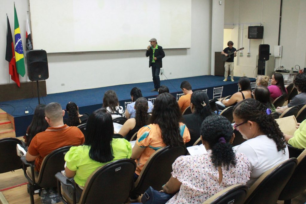 Sedec realiza formação com tutores voluntários aprovados e convocados no processo seletivo de 2025