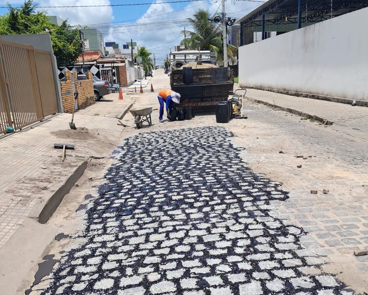 Seinfra conclui uma semana com serviços de manutenção em 27 bairros de João Pessoa