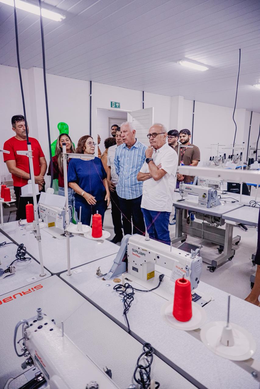 Cícero Lucena entrega novo Polo de Costura do Alto do Mateus, inicia cursos profissionais e projeta formação de mão de obra para o mercado de trabalho