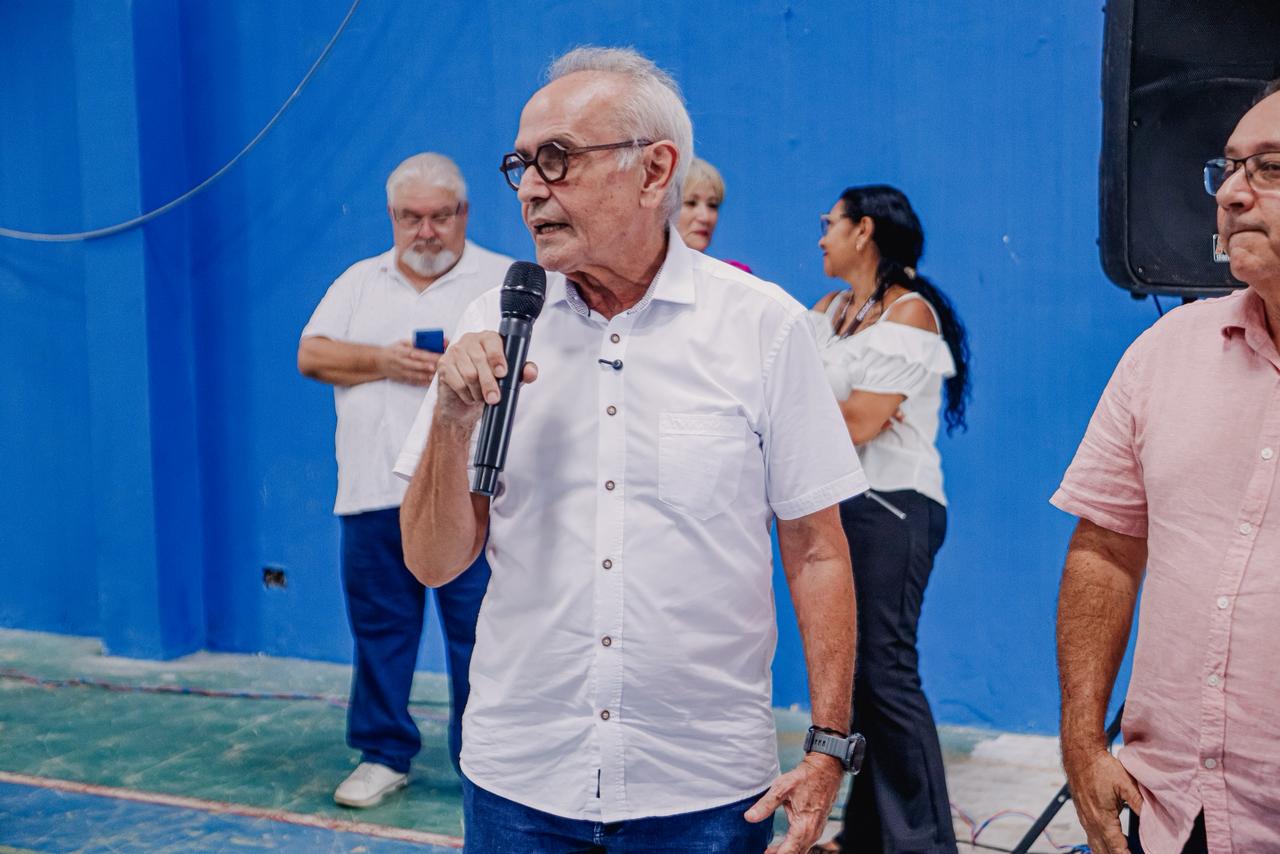 Cícero Lucena inicia distribuição dos kits esportivos para as unidades de ensino e reforça apoio a descoberta de talentos