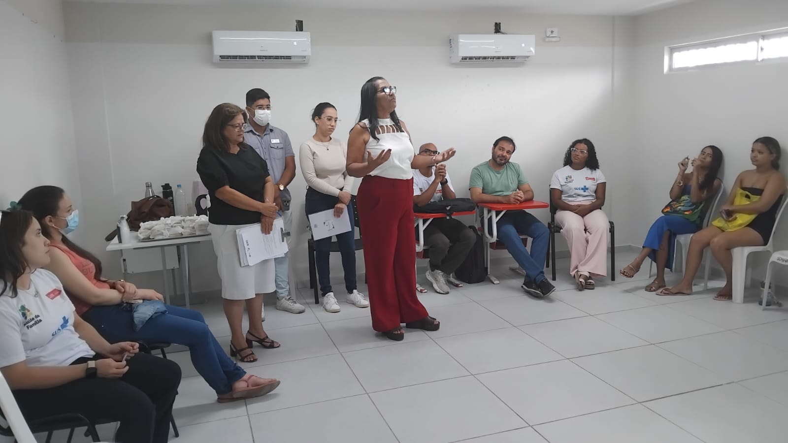 Prefeitura garante assistência especializada às mães de crianças e jovens neurodivergentes do Residencial Vista Alegre