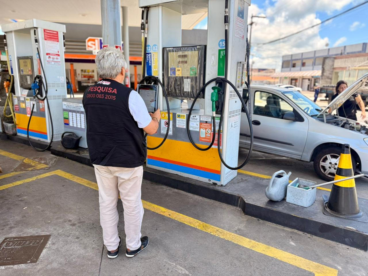 Litro da gasolina registra alta de R$ 0,12 no menor preço e Procon-JP divulga lista dos postos mais baratos