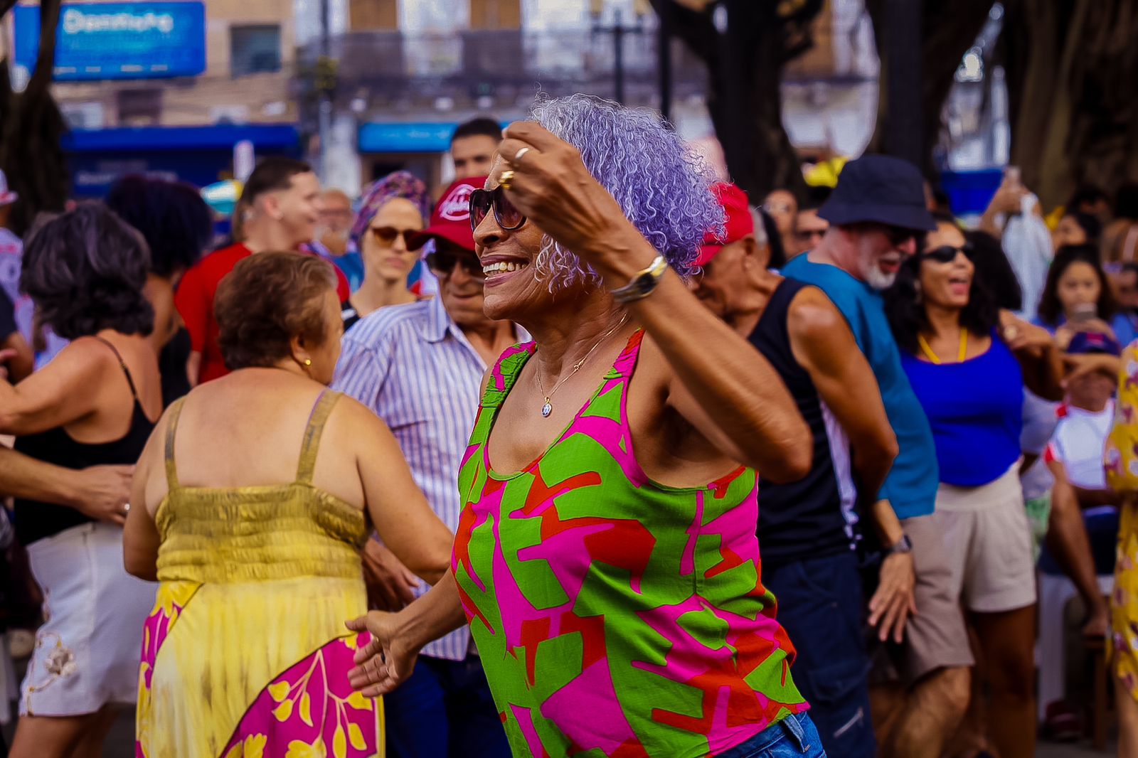 Cantora Ailma Ribeiro é atração do Sabadinho Bom deste final de semana