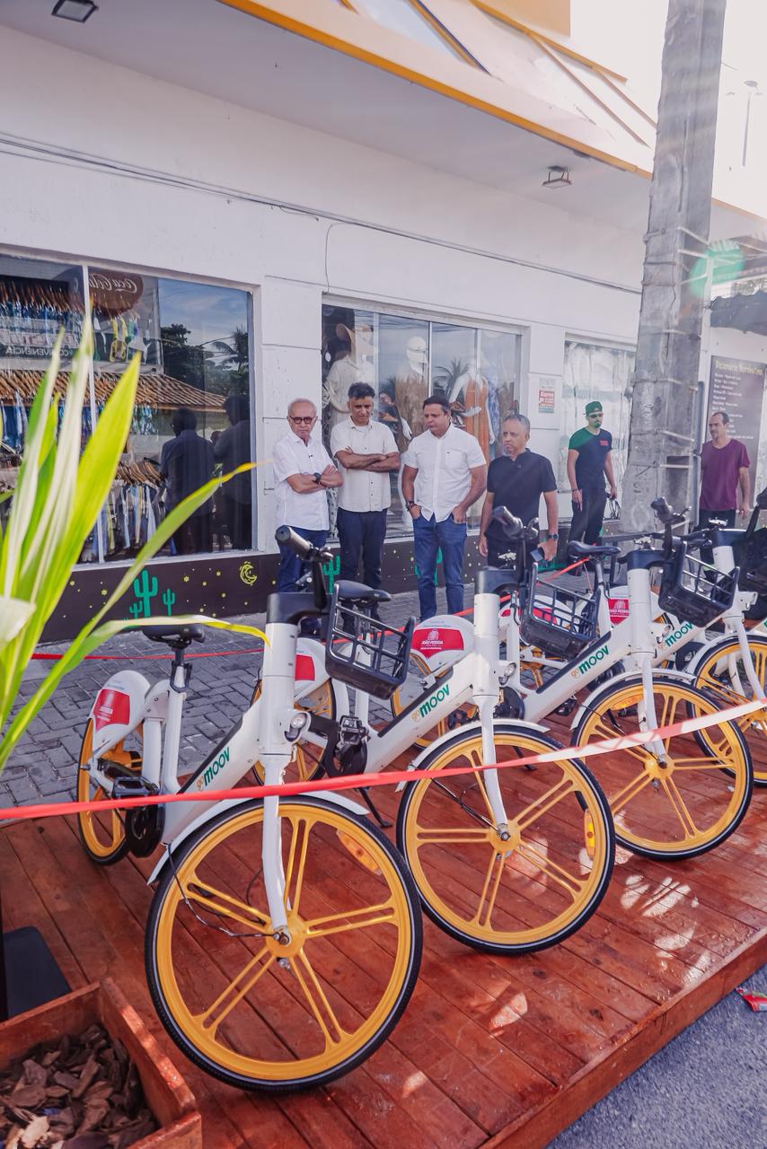 Cícero Lucena apresenta bicicletas elétricas e coloca João Pessoa como pioneira no Nordeste