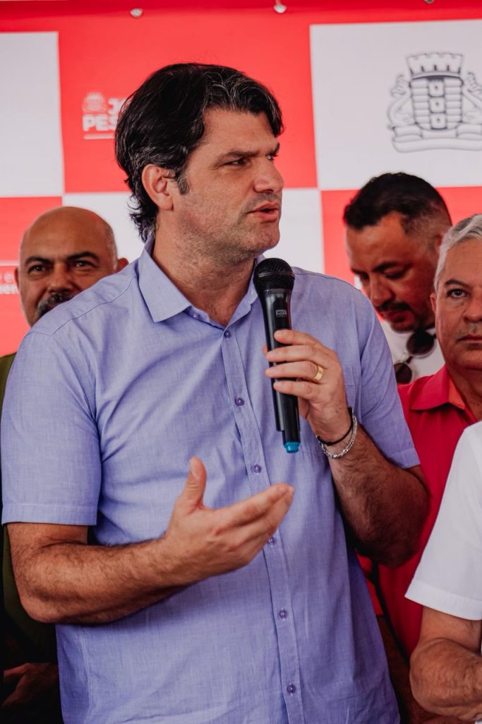 "Hoje é dia de latir e miar", responde Cícero sobre rumores sobre a disputa eleitoral e foca na programação dedicada à Causa Animal em João Pessoa 11 a8c3b935 97a8 4ac5 b5c2 539eb530d1bb