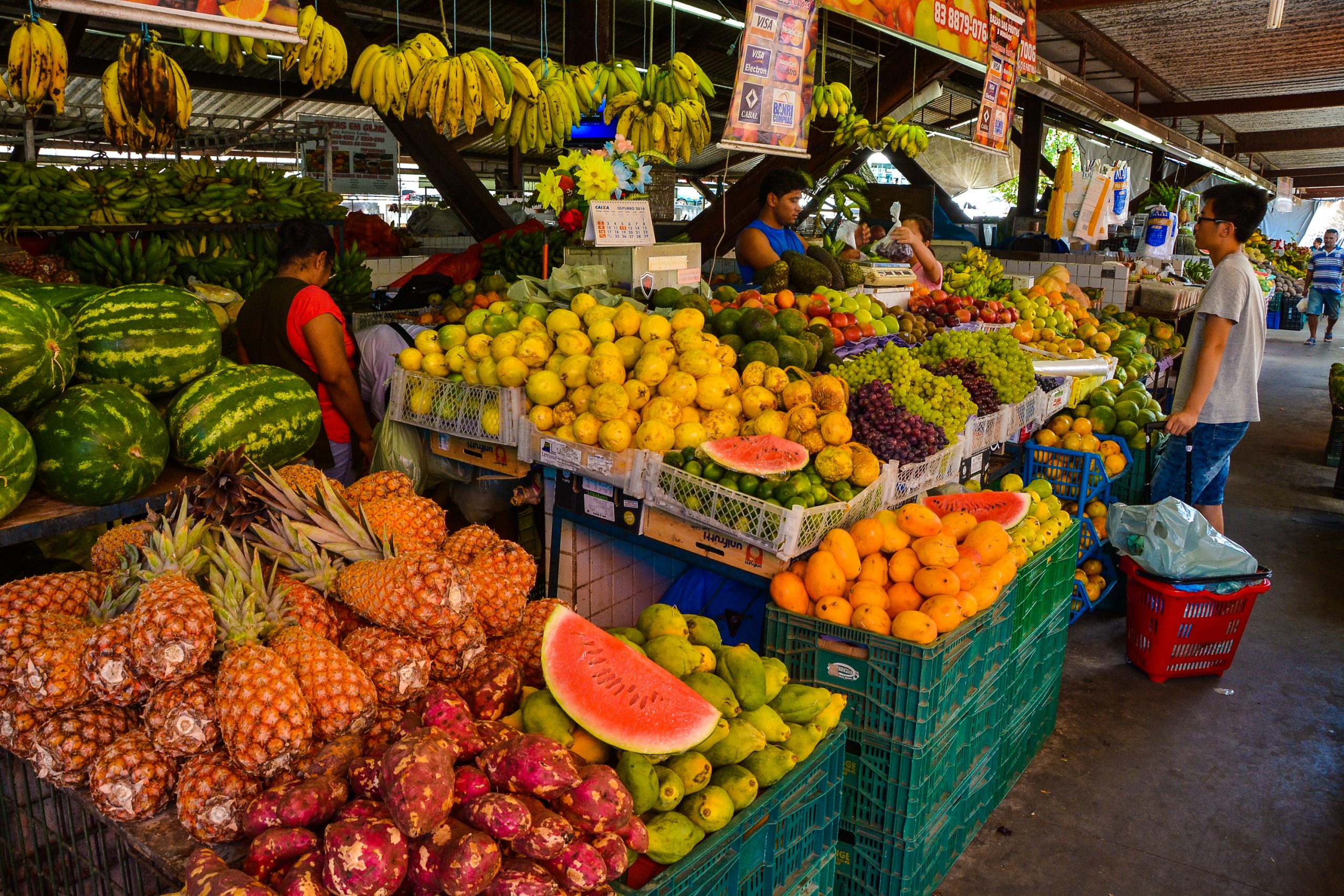 Sedurb divulga funcionamento dos mercados públicos e shoppings populares durante o feriadão