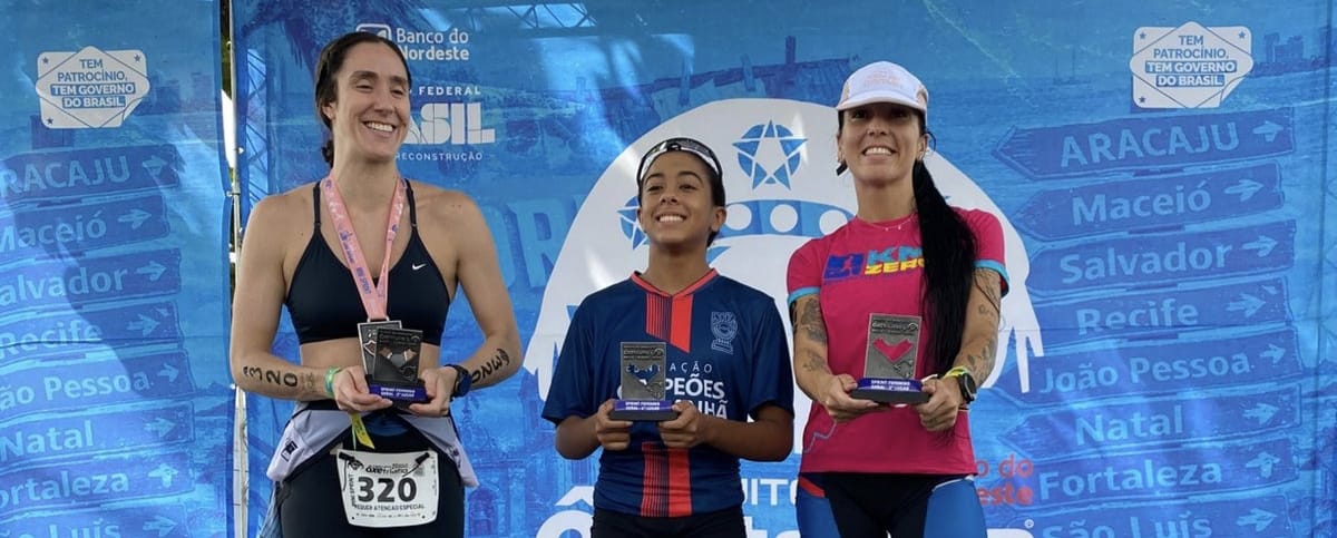 Fundação Campeões do Amanhã vence prova de triathlon em Maceió