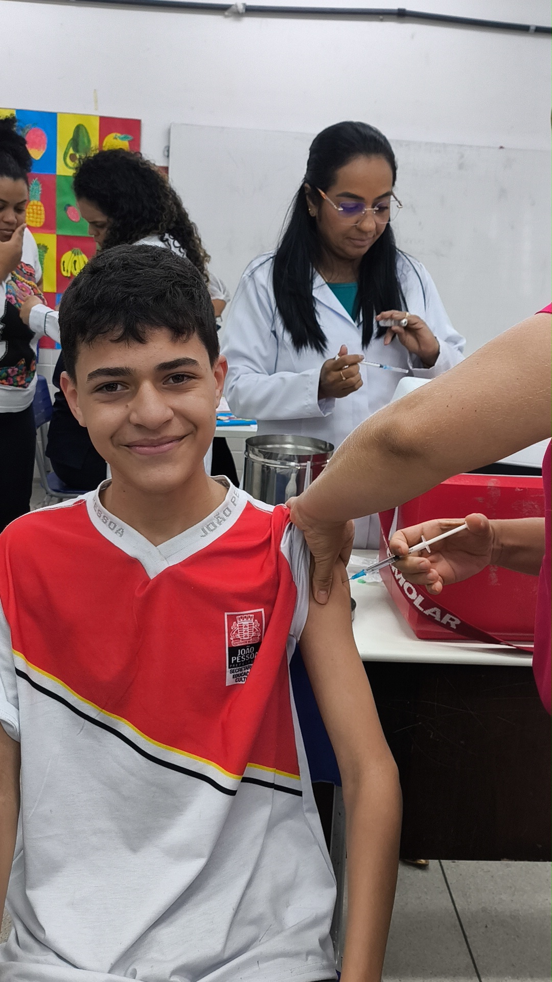 Vacinação nas escolas reforça proteção de crianças e adolescentes em João Pessoa