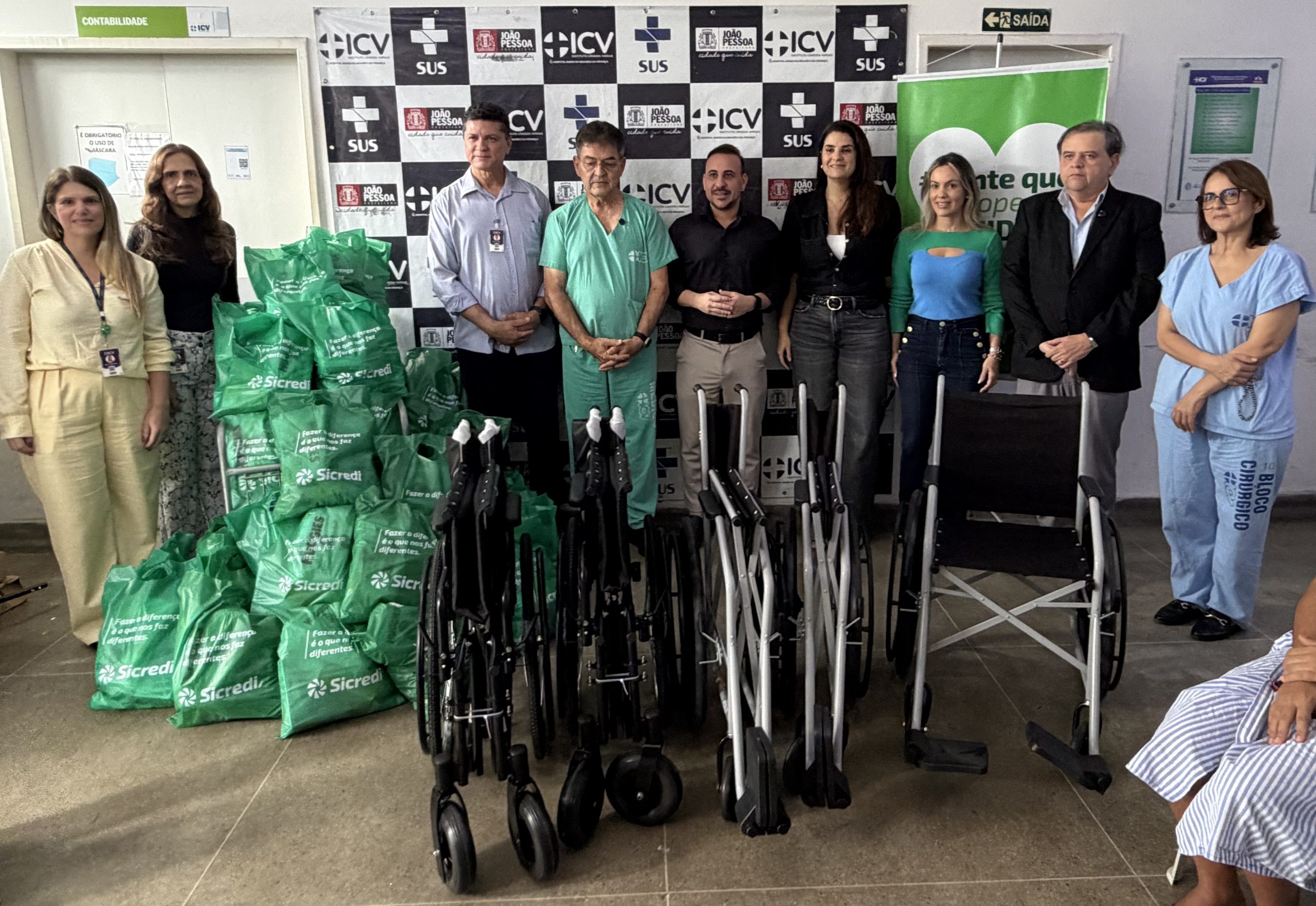 Instituto Cândida Vargas recebe kits para bebês e cadeiras de rodas em ação do Sicredi Instituto Cândida Vargas recebe kits para bebês e cadeiras de rodas em ação do Sicredi