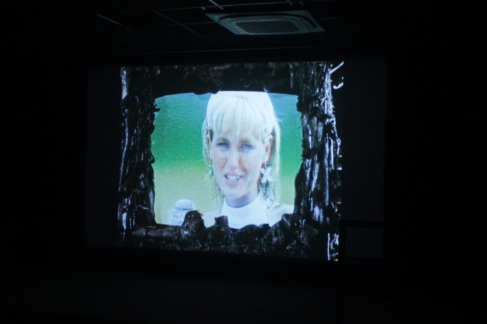 Alunos da Rede Municipal de Ensino assistem à exibição do filme ‘Super Xuxa Contra Baixo Astral’