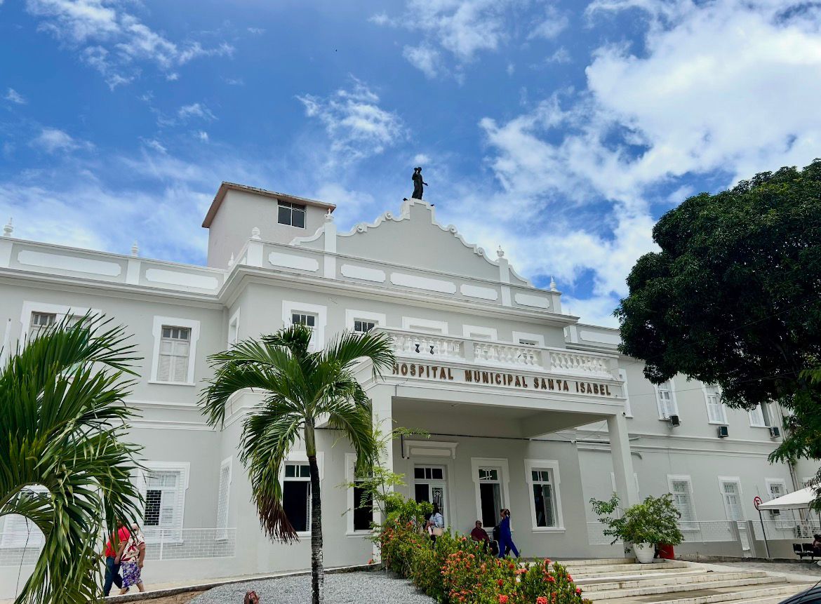 Maio Vermelho reforça cuidados com a saúde do coração e destaca atuação do Hospital Santa Isabel Maio Vermelho reforça cuidados com a saúde do coração e destaca atuação do Hospital Santa Isabel