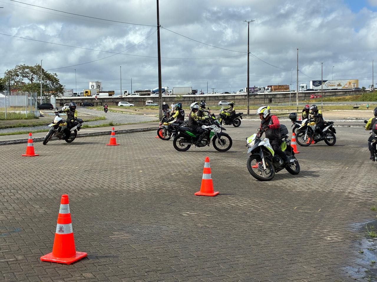 Semob-JP inscreve-se para curso gratuito de Pilotagem Segura voltado para motociclistas