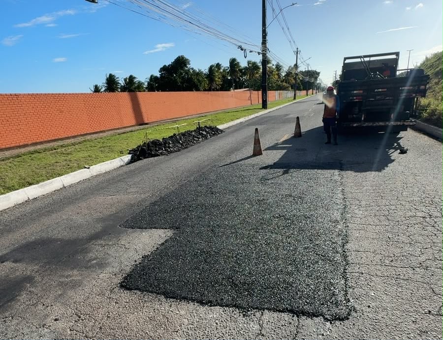 Seinfra finaliza uma semana com a operação tapa-buraco e outros serviços de manutenção em 40 bairros