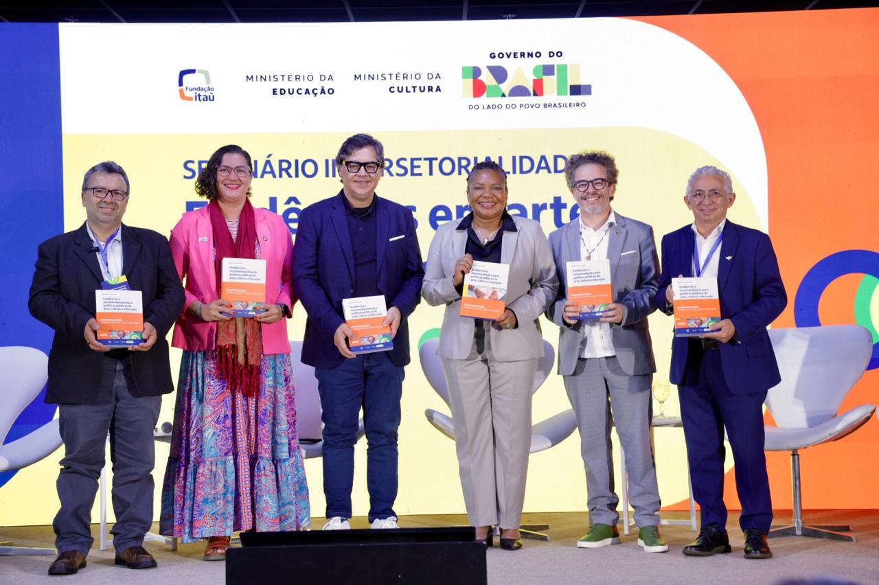 Prefeitura de João Pessoa integra seminário da Fundação Itaú sobre relação entre cultura, arte e educação Prefeitura de João Pessoa integra seminário da Fundação Itaú sobre relação entre cultura, arte e educação