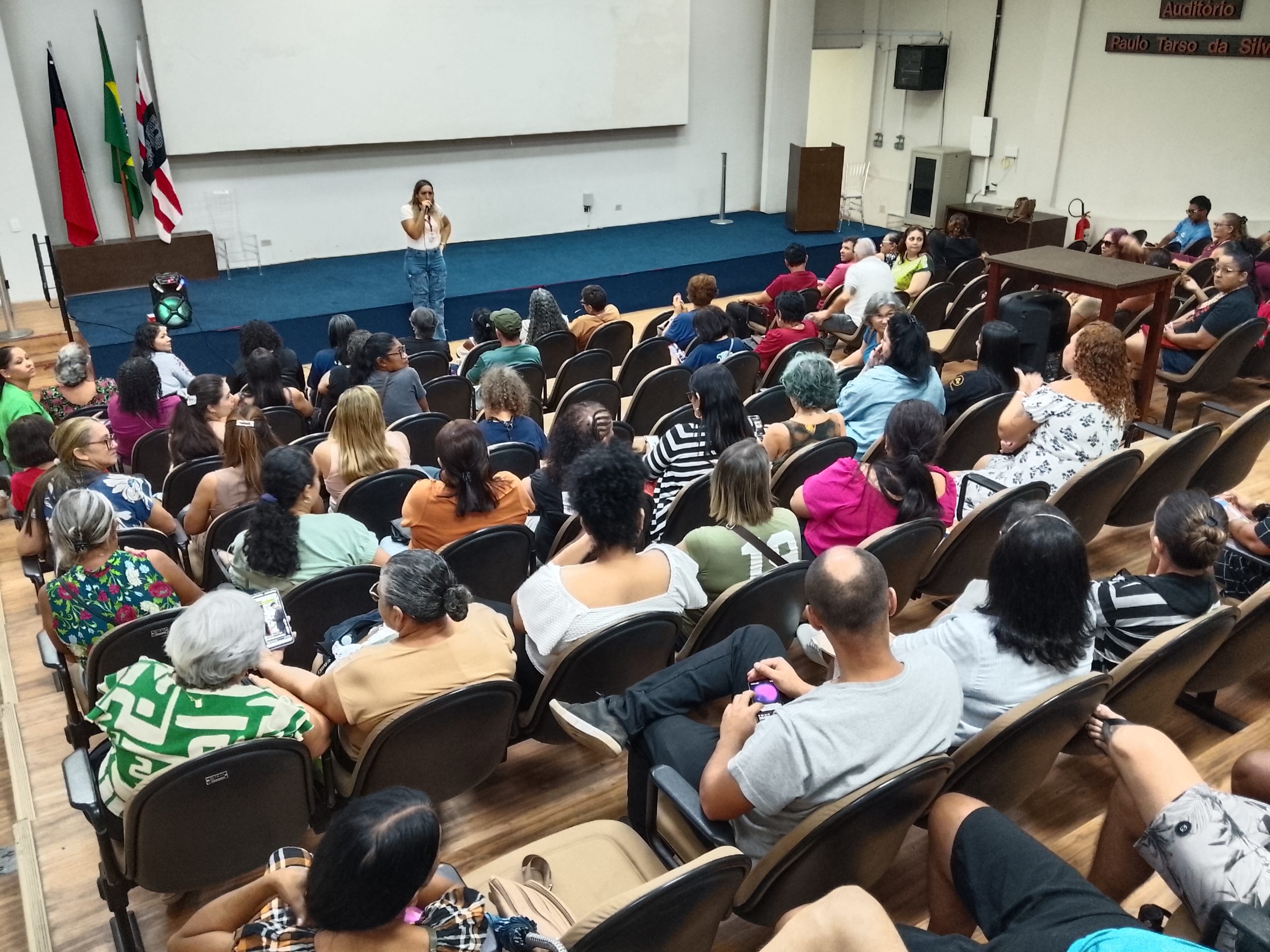 Feira Móvel reúne expositores e se planeja para impulsionar economia criativa em João Pessoa Feira Móvel reúne expositores e se planeja para impulsionar economia criativa em João Pessoa