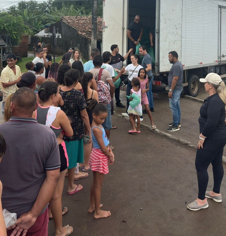 Prefeitura garante milho na mesa de 15 mil famílias em vulnerabilidade social em João Pessoa 3 Semhab distribuicao milho04