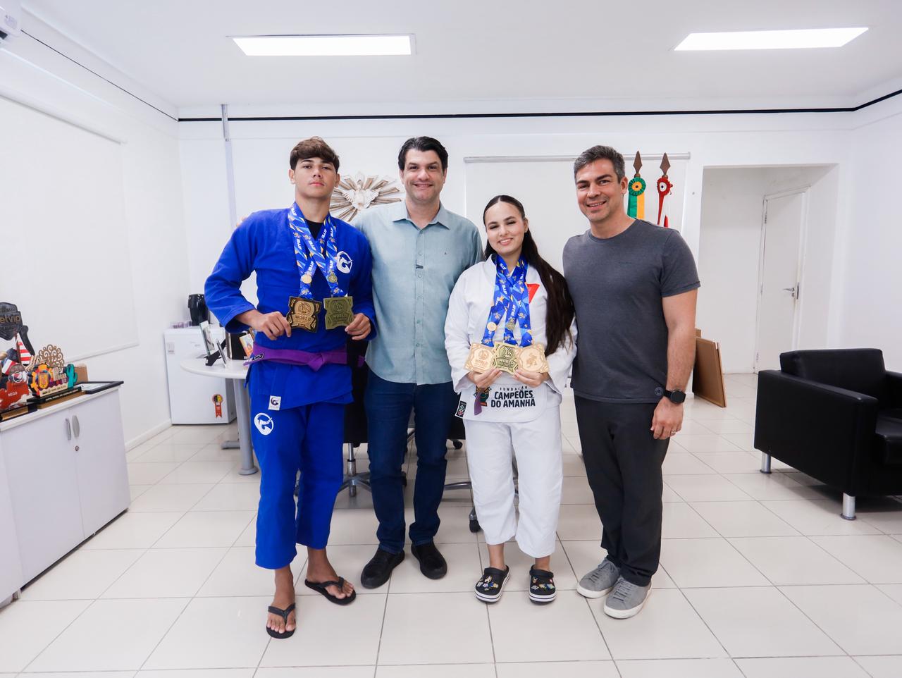 Leo Bezerra comemora conquistas dos atletas da Fundação Campeões do Amanhã no Mundial de Jiu-Jitsu